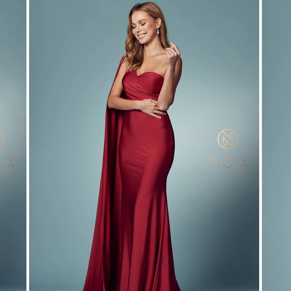 Burgendy mermaid dress